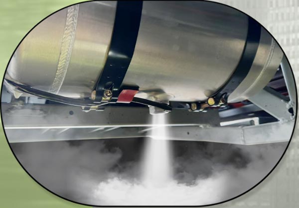 Automatic drain valve